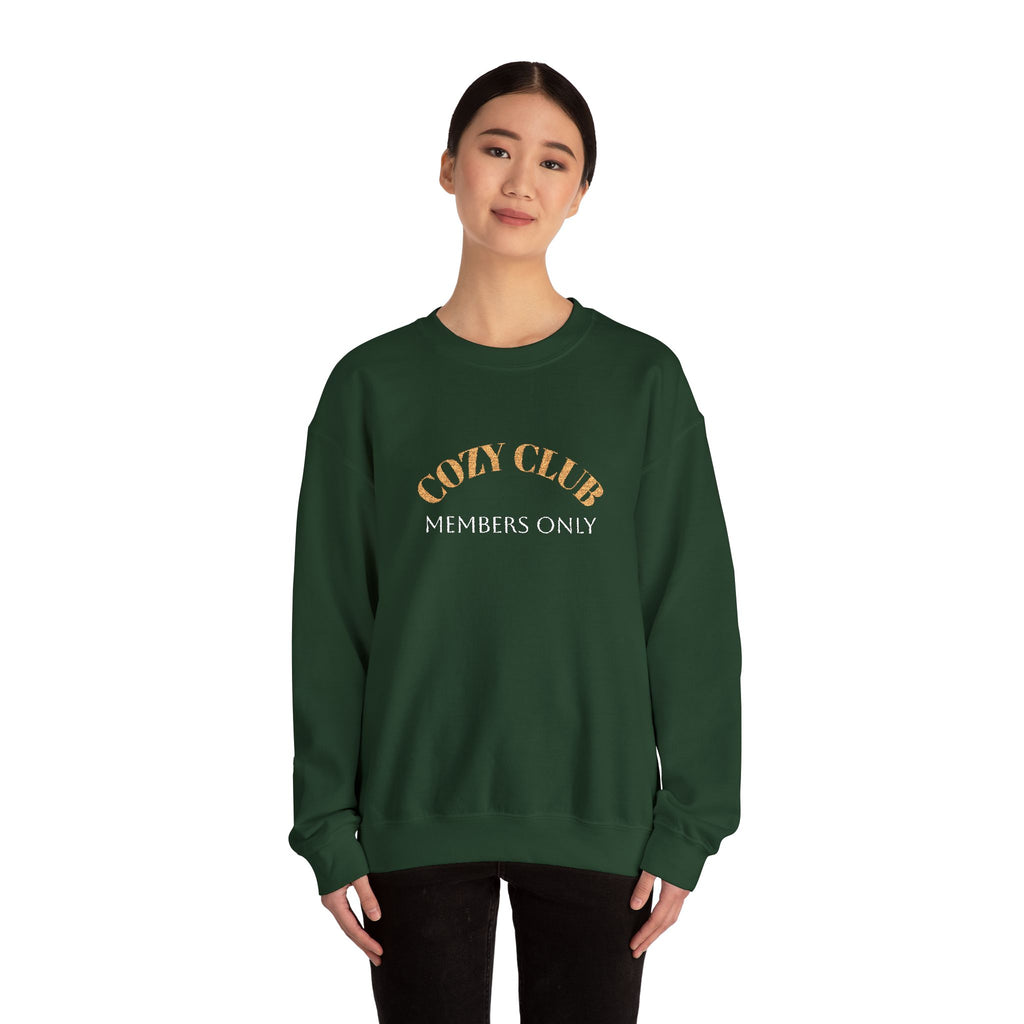 Cozy Club Sweatshirt - Unisex Heavy Blend™ Crewneck, Comfortable Gift for Friends, Perfect for Fall and Home Gatherings, Cozy Vibe, [...]
