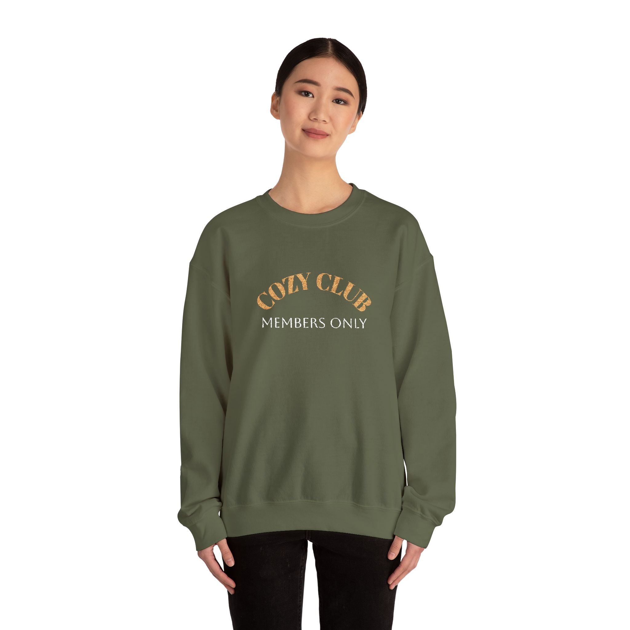 Cozy Club Sweatshirt - Unisex Heavy Blend™ Crewneck, Comfortable Gift for Friends, Perfect for Fall and Home Gatherings, Cozy Vibe, [...]