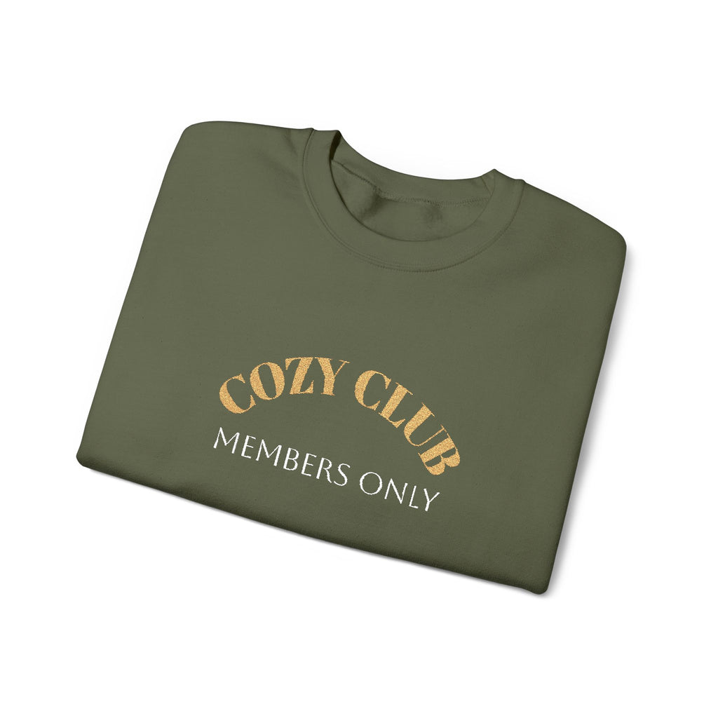 Cozy Club Sweatshirt - Unisex Heavy Blend™ Crewneck, Comfortable Gift for Friends, Perfect for Fall and Home Gatherings, Cozy Vibe, [...]